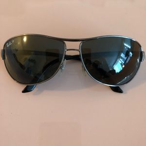 Ray Ban black sunglasses